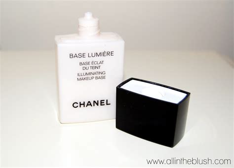 chanel base lumiere vs le blanc|Altro.